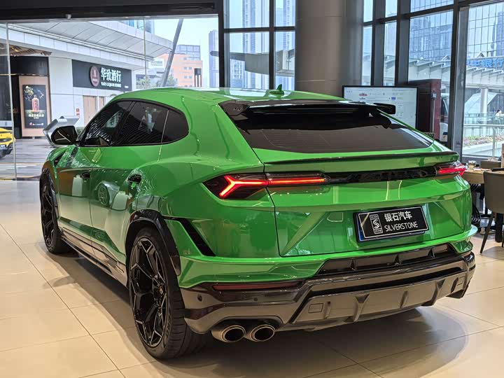 Lamborghini Urus, 2024 — фото 3 из 9