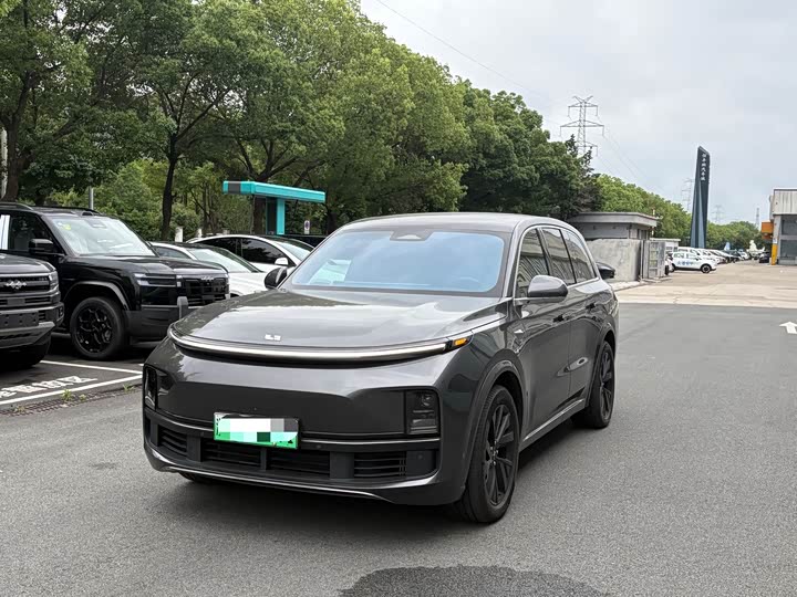 LiXiang L8, 2025 — купить в Иванове под ключ
