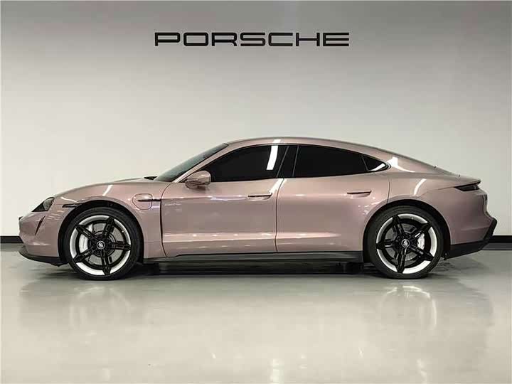 Porsche Taycan, 2022 — фото 4 из 9