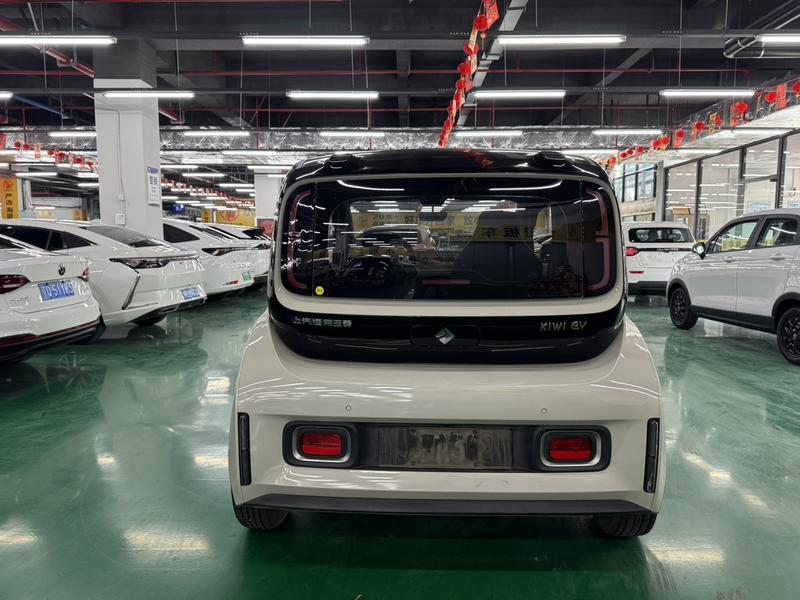 Baojun KiWi EV, 2022 — фото 6 из 11