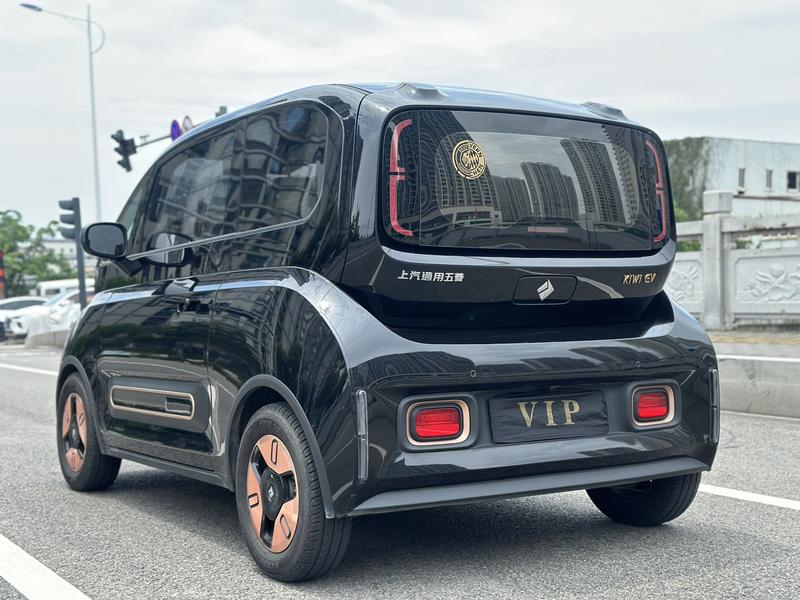 Baojun KiWi EV, 2023 — фото 4 из 10
