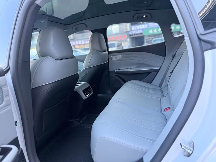 Geely Galaxy E8, 2023 — фото 9 из 9