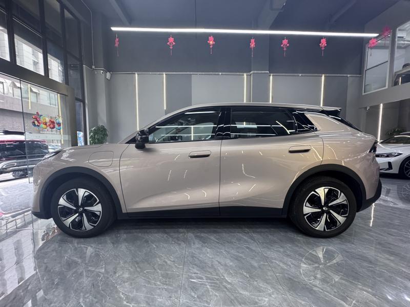 Changan Qiyuan (Nevo) Q05, 2025 — фото 3 из 12