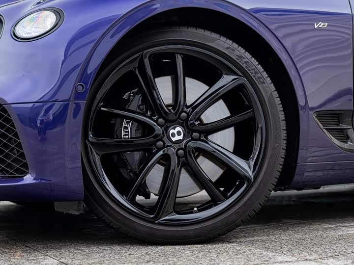 Bentley Continental GT, 2022 — фото 8 из 9