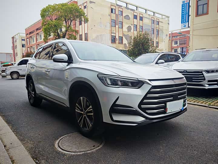 BYD Song Pro Hybrid, 2022 — фото 3 из 9