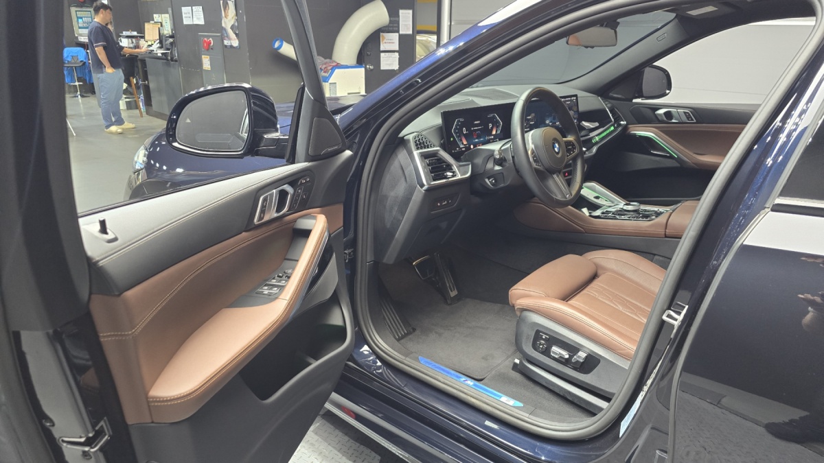 BMW X6, 2024 — фото 9 из 12