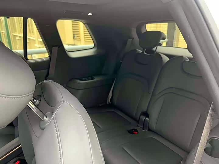 Dongfeng Yipai eπ 008, 2024 — фото 8 из 9