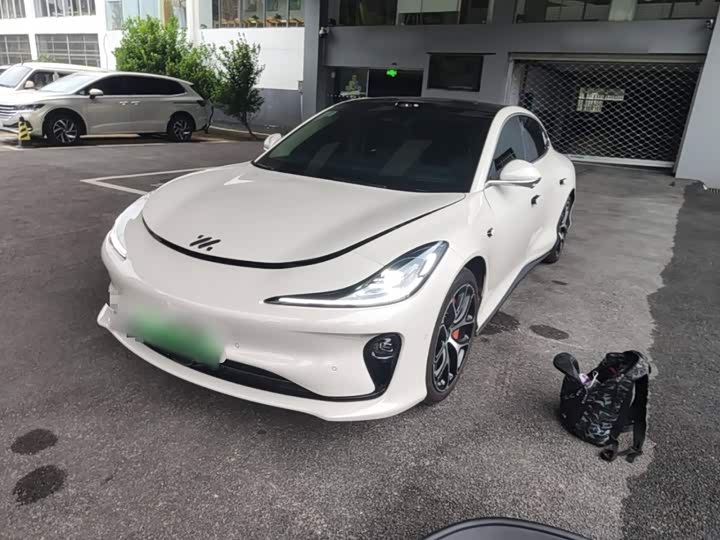 IM motors L6, 2025 — купить в Санкт-Петербурге под ключ