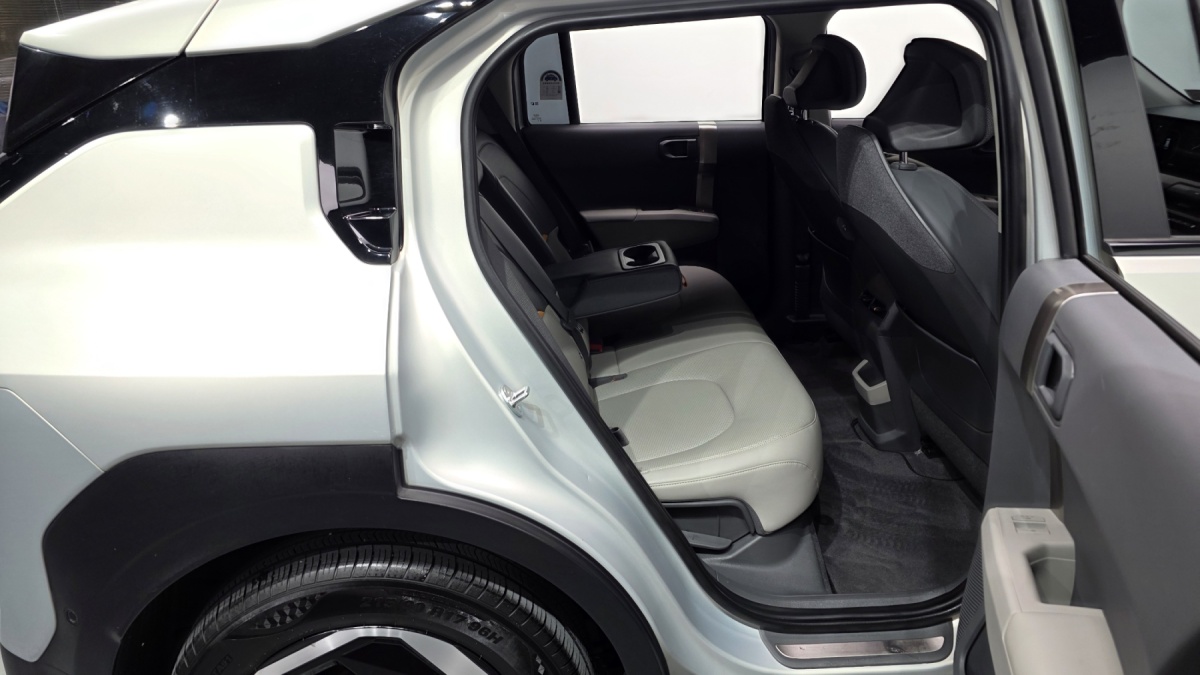 Kia EV3, 2024 — фото 10 из 12