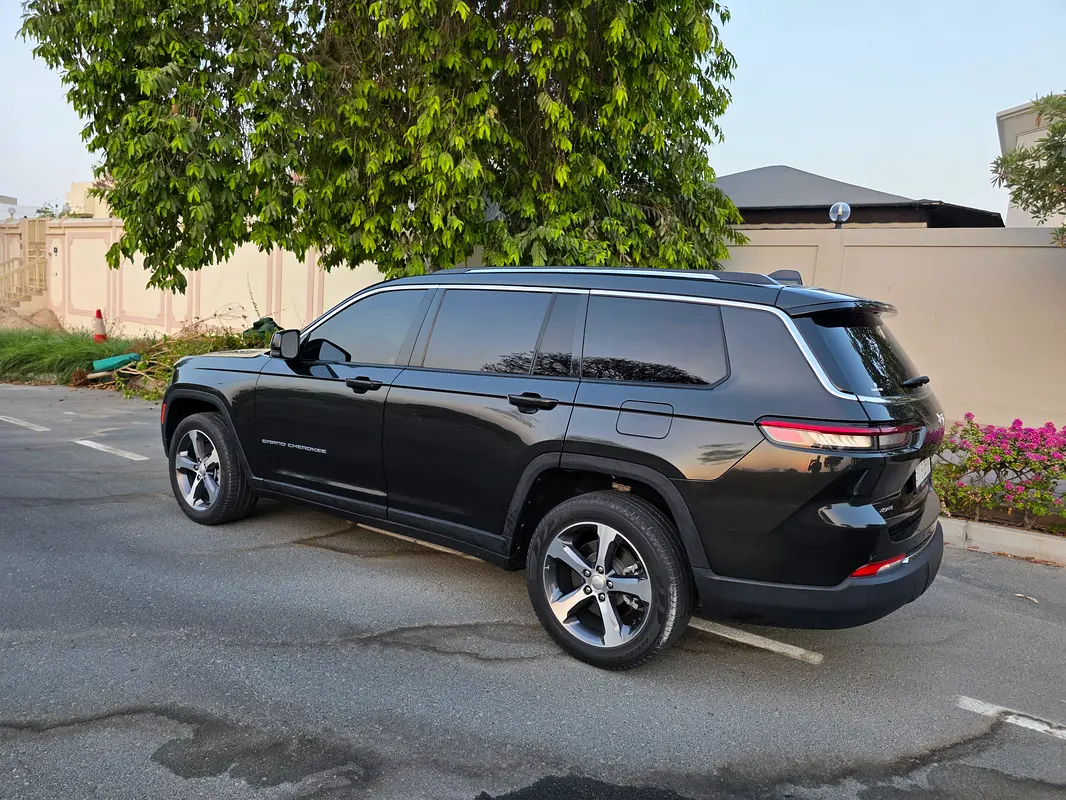Jeep Grand Cherokee, 2023 — фото 8 из 10