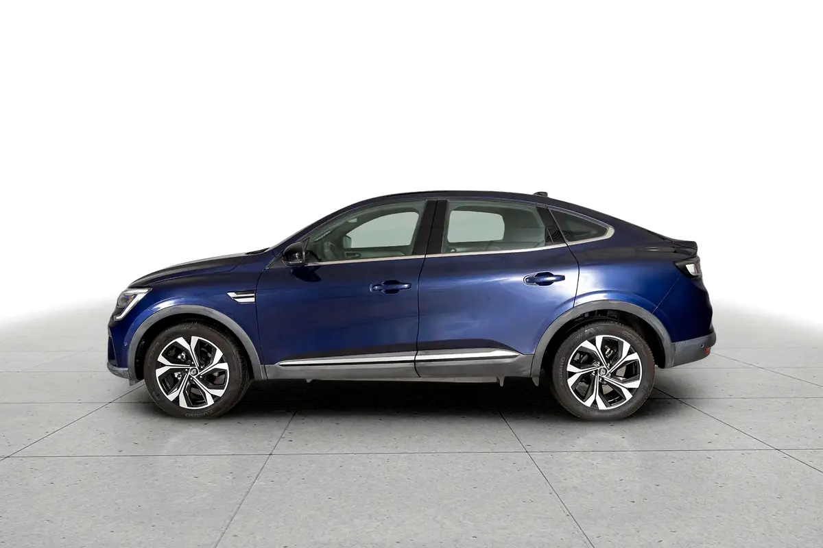 Renault Arkana, 2025 — фото 8 из 10