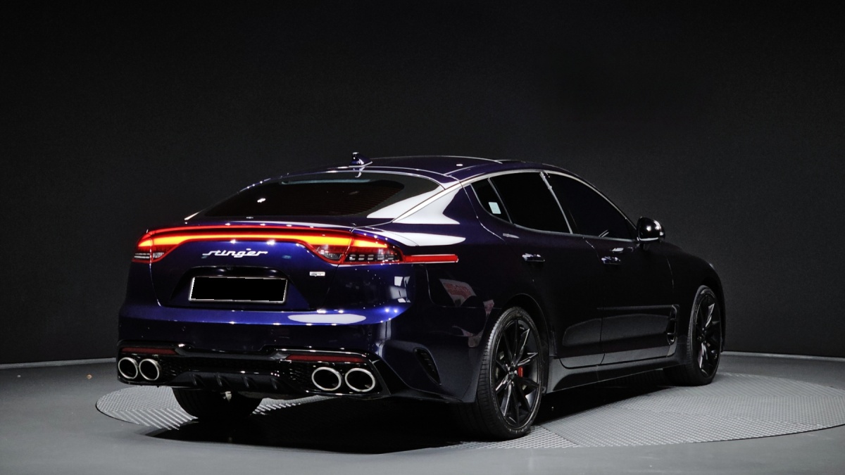 Kia Stinger, 2022 — фото 2 из 12