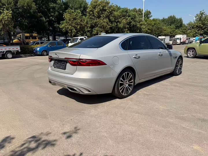 Jaguar XF L, 2023 — фото 6 из 7