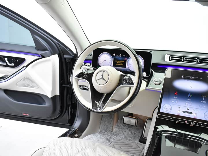 Mercedes-Benz Maybach S-Class, 2026 — фото 9 из 9