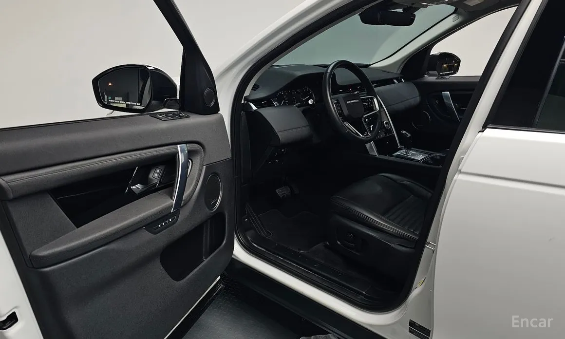 Land Rover Discovery Sport, 2022 — фото 10 из 12