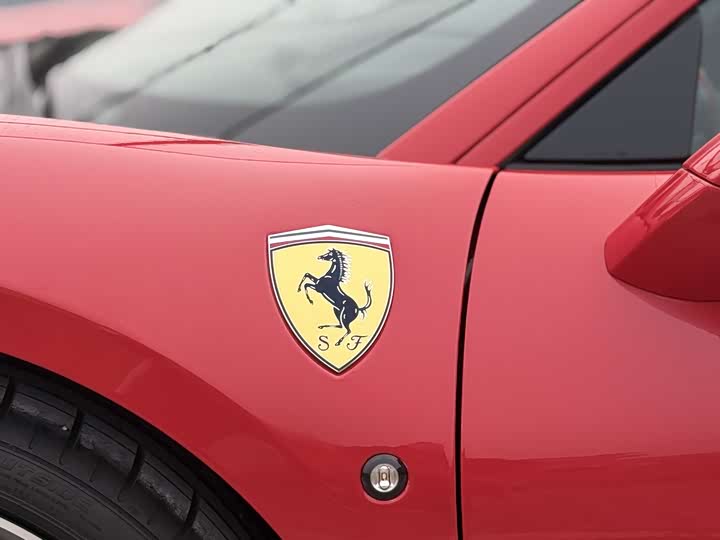 Ferrari F8, 2021 — фото 7 из 9