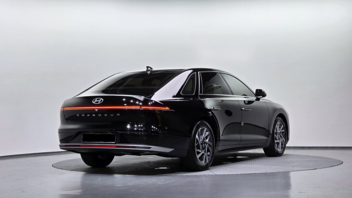 Hyundai Grandeur, 2023 — фото 2 из 12