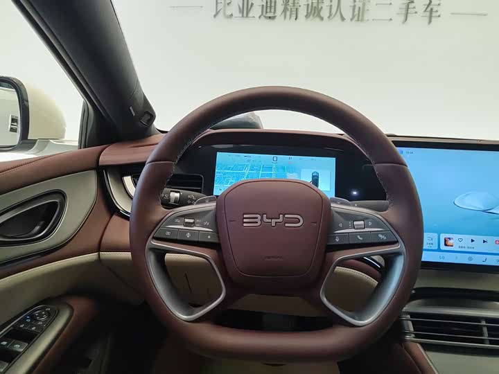 BYD Seal 07 DM-i Hybrid, 2025 — фото 7 из 9