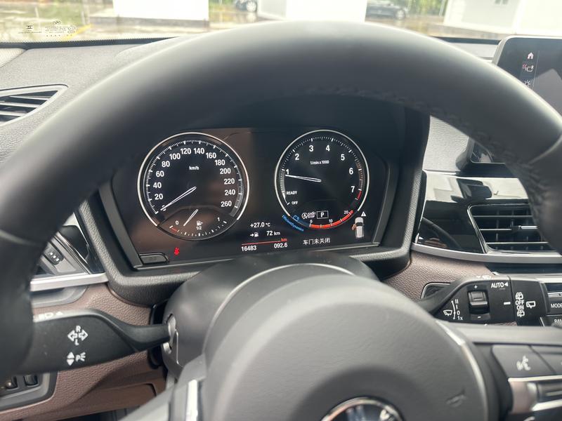 BMW X1, 2022 — фото 11 из 12