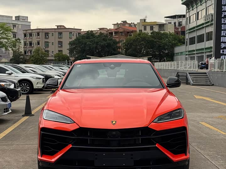 Lamborghini Urus SE, 2026 — фото 2 из 9