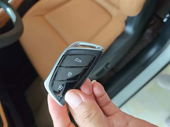 Maxus G50 Hybrid, 2024 — фото 9 из 9