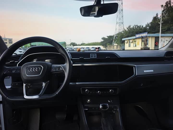 Audi Q3, 2022 — фото 3 из 9