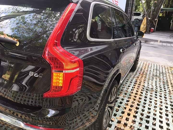 Volvo XC90, 2022 — фото 8 из 9