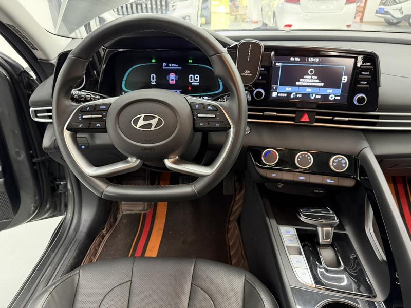 Hyundai Elantra N line, 2023 — фото 11 из 12