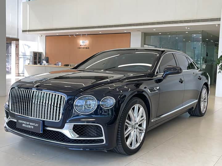 Bentley Flying Spur, 2023 — купить в Москве под ключ