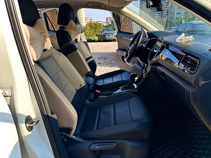 Volkswagen T-Roc, 2021 — фото 6 из 9