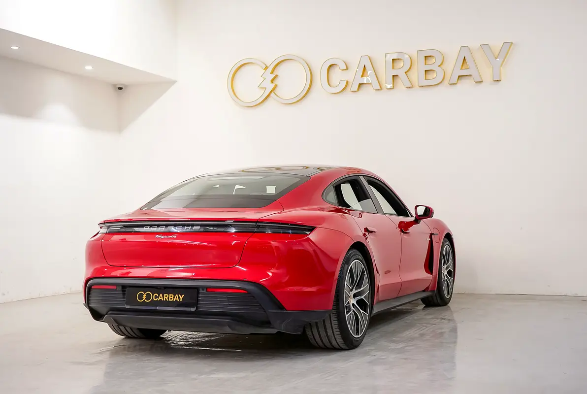 Porsche Taycan, 2025 — фото 5 из 10