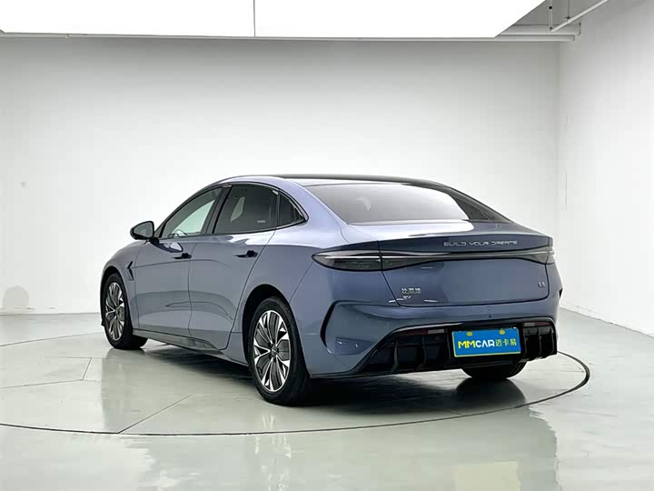 BYD Seal, 2023 — фото 2 из 9