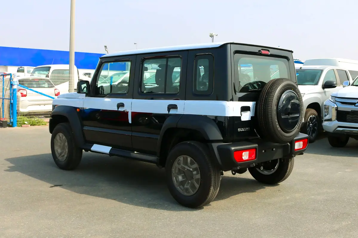 Suzuki Jimny, 2026 — фото 7 из 10
