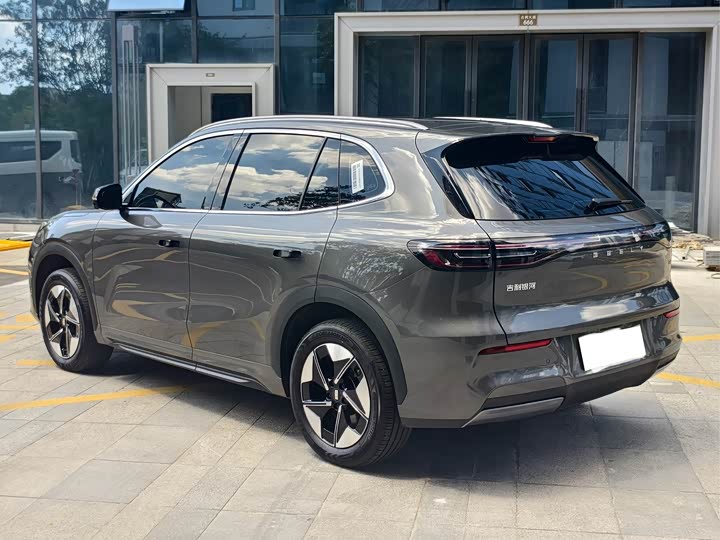 Geely Galaxy E5, 2025 — фото 4 из 9