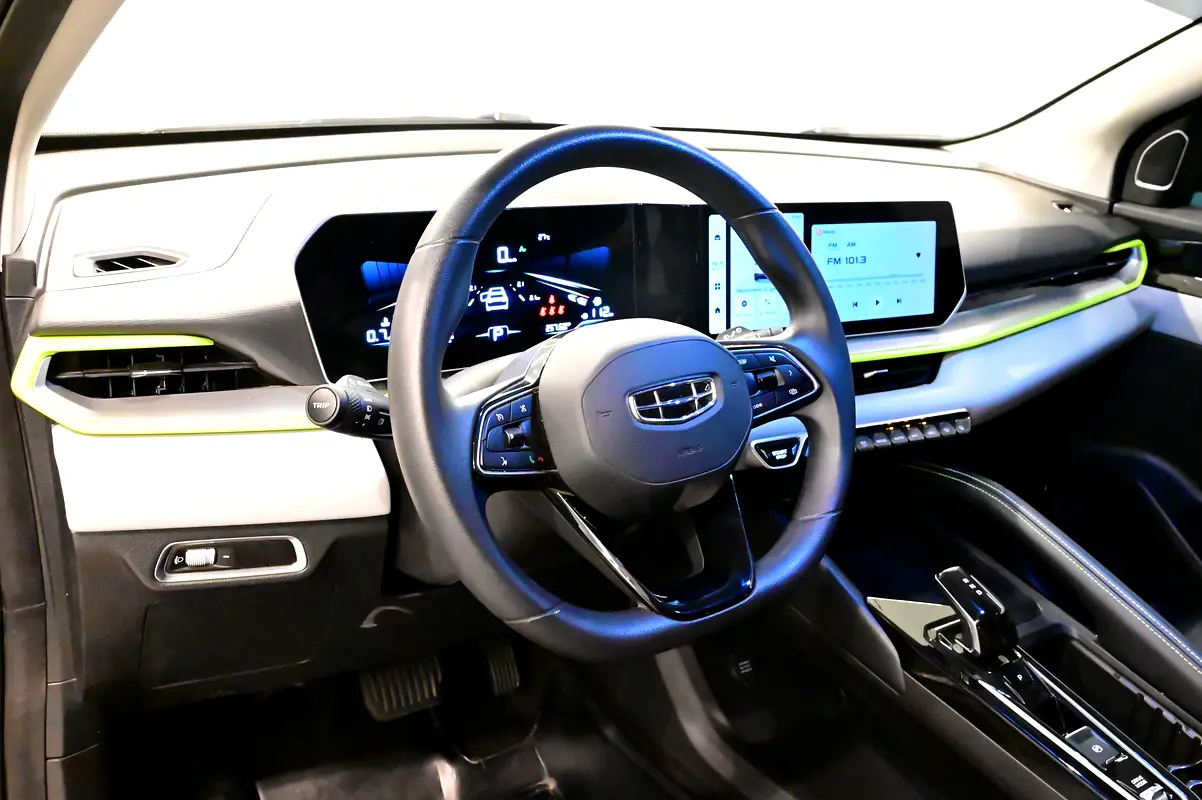 Geely Coolray, 2026 — фото 4 из 6