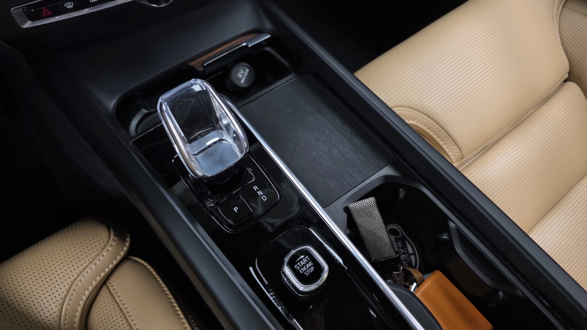 Volvo V60, 2023 — фото 9 из 12