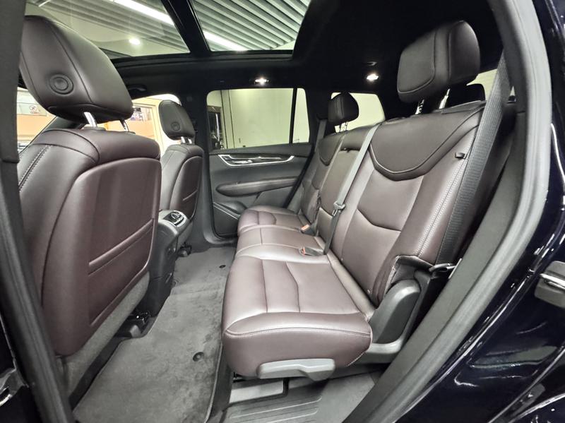 Cadillac XT6, 2022 — фото 10 из 12