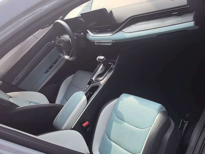 Geely Emgrand GS, 2022 — фото 8 из 9