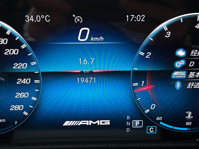 Mercedes-Benz GLB-Class AMG, 2023 — фото 9 из 12