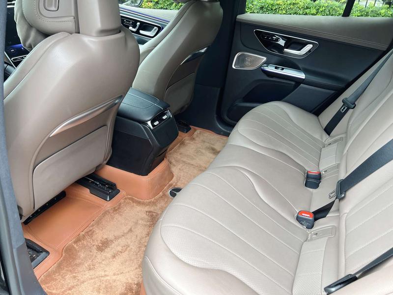 Mercedes-Benz EQE SUV, 2024 — фото 8 из 9