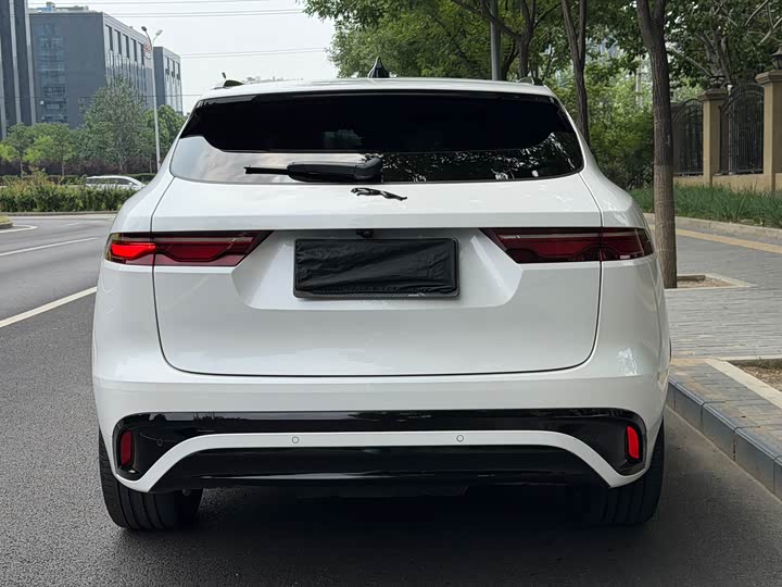Jaguar F-Pace, 2023 — фото 4 из 9