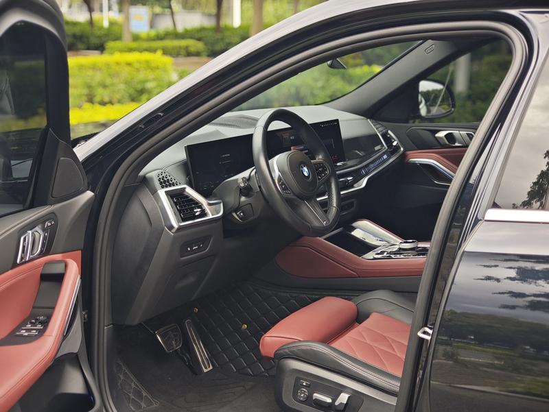 BMW X6, 2024 — фото 8 из 10