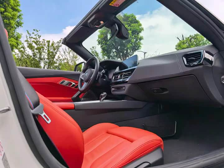 BMW Z4, 2022 — фото 6 из 9