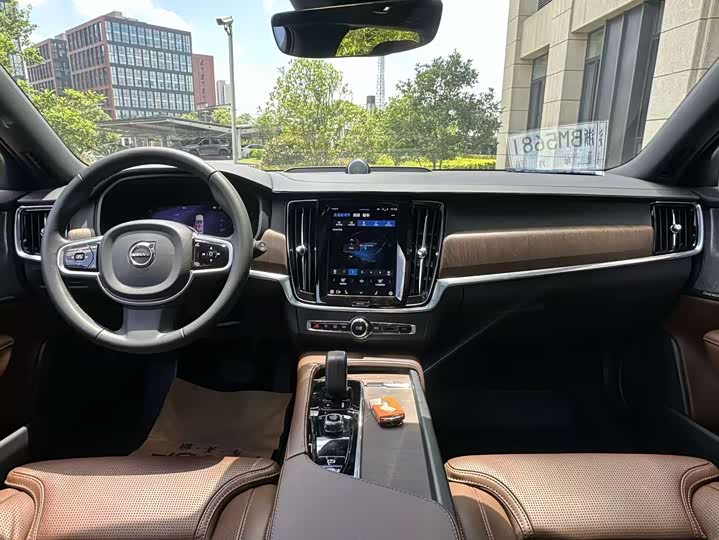 Volvo V90, 2021 — фото 7 из 9