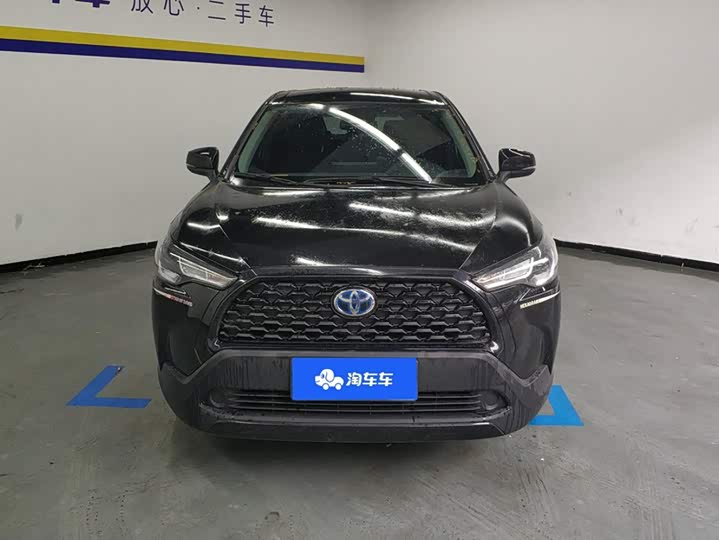 Toyota Corolla Cross, 2024 — фото 2 из 9