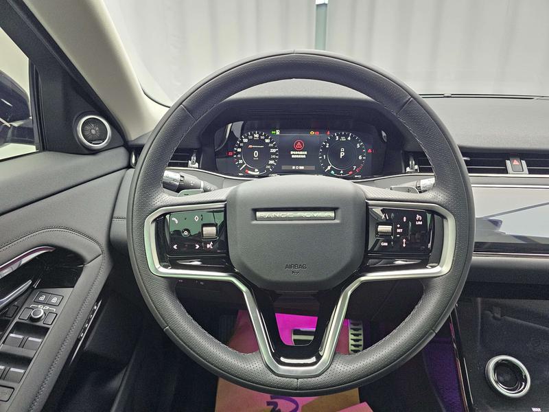 Land Rover Range Rover Evoque L, 2022 — фото 11 из 12