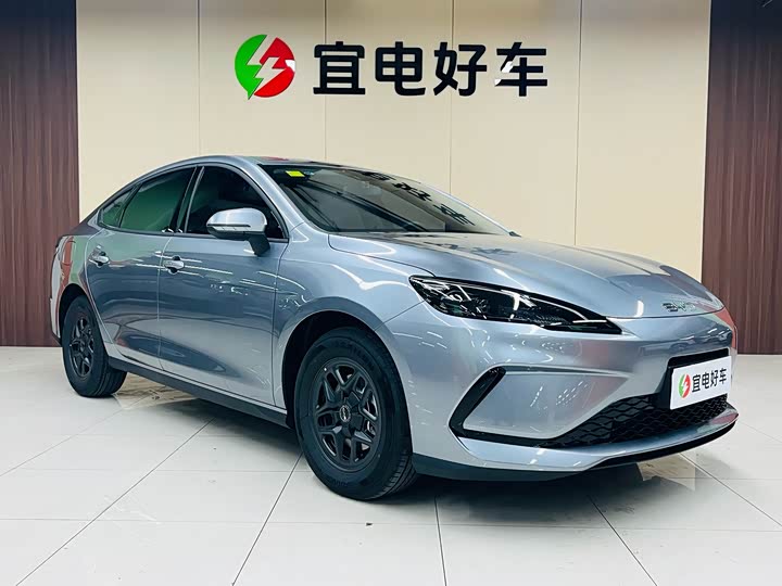 BYD Seal 05 DM-i Hybrid, 2025 — фото 3 из 9