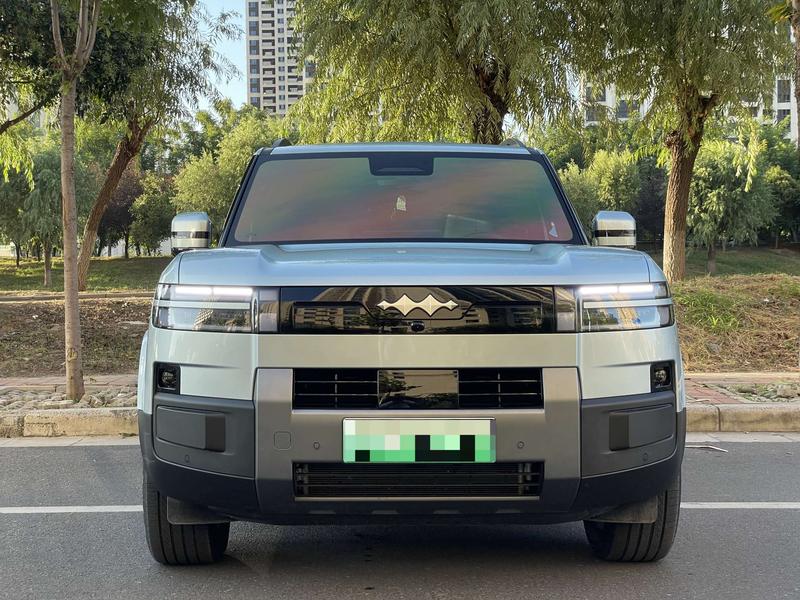 BYD FangChengBao Titanium 7 (Tai 7), 2025 — фото 2 из 10