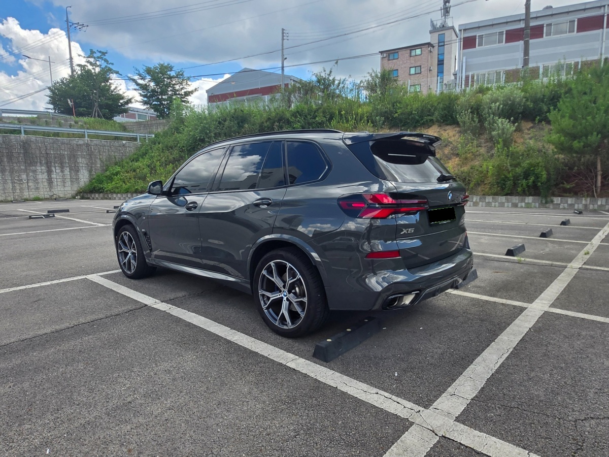 BMW X5, 2025 — фото 2 из 12