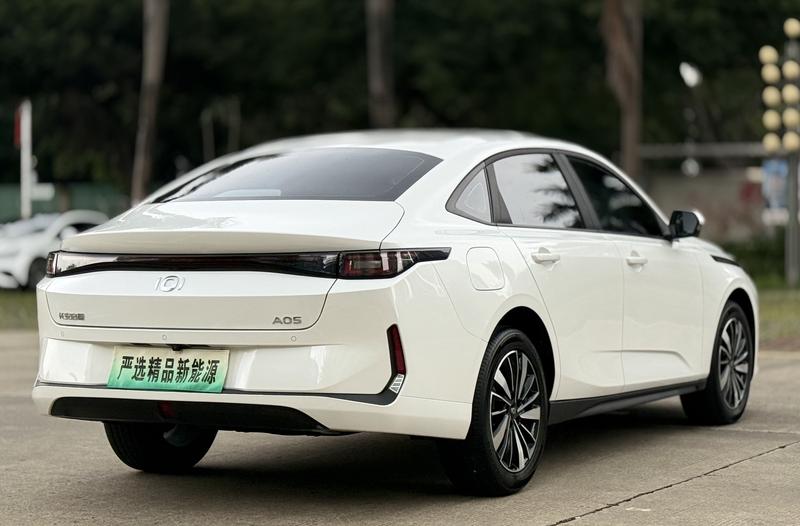 Changan Qiyuan (Nevo) A05, 2024 — фото 6 из 12
